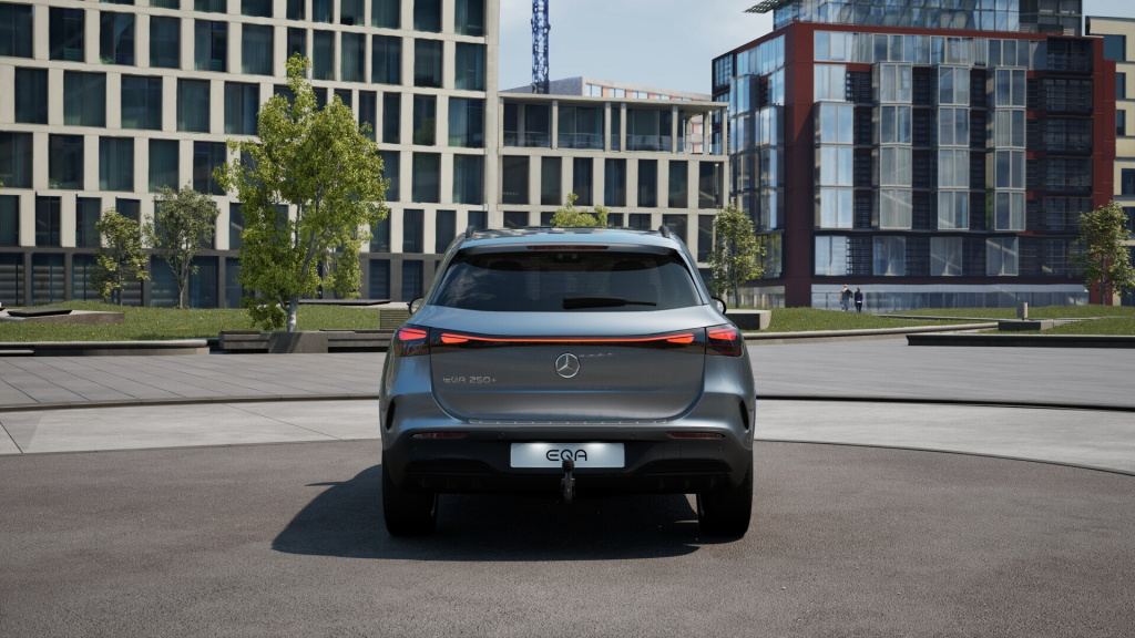 Mercedes-Benz Eqa