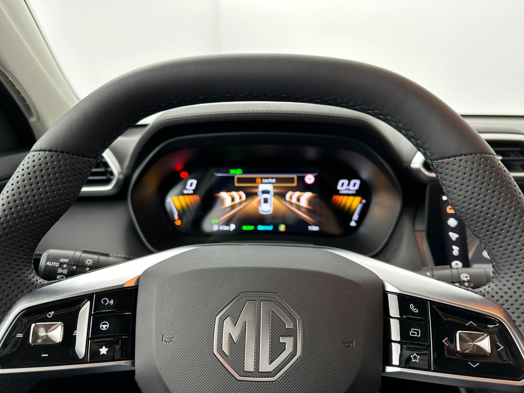 MG ZS