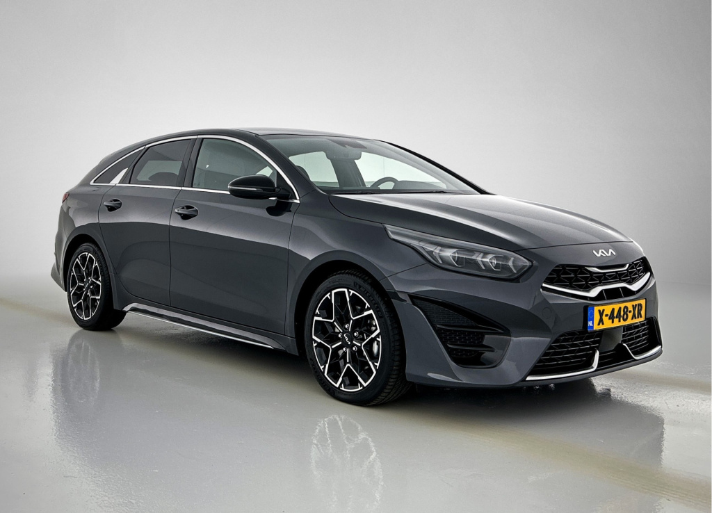Kia Proceed