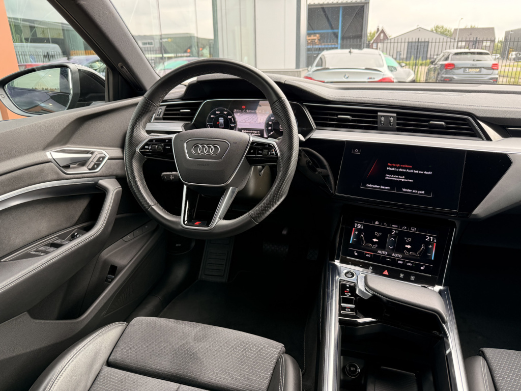 Audi E-tron