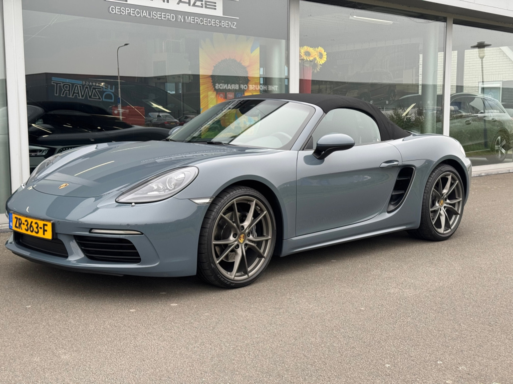Porsche 718