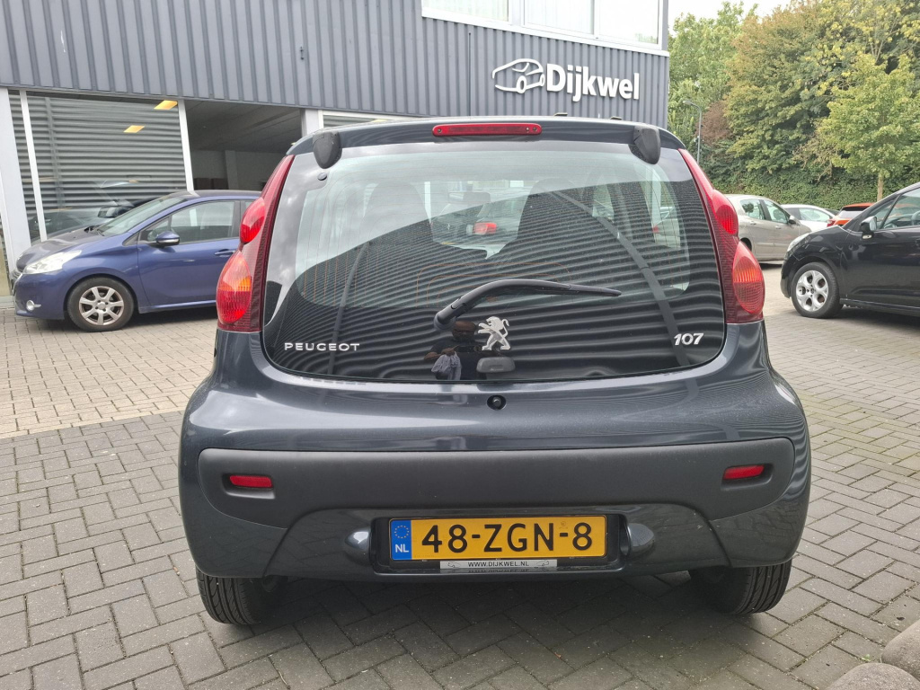 Peugeot 107
