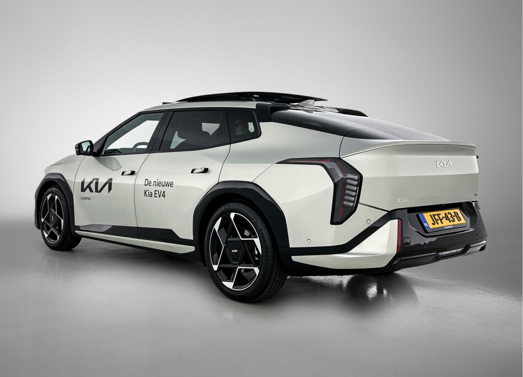 Kia Ev4