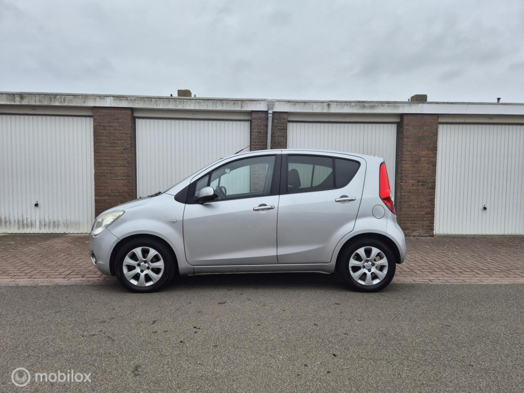 Opel Agila