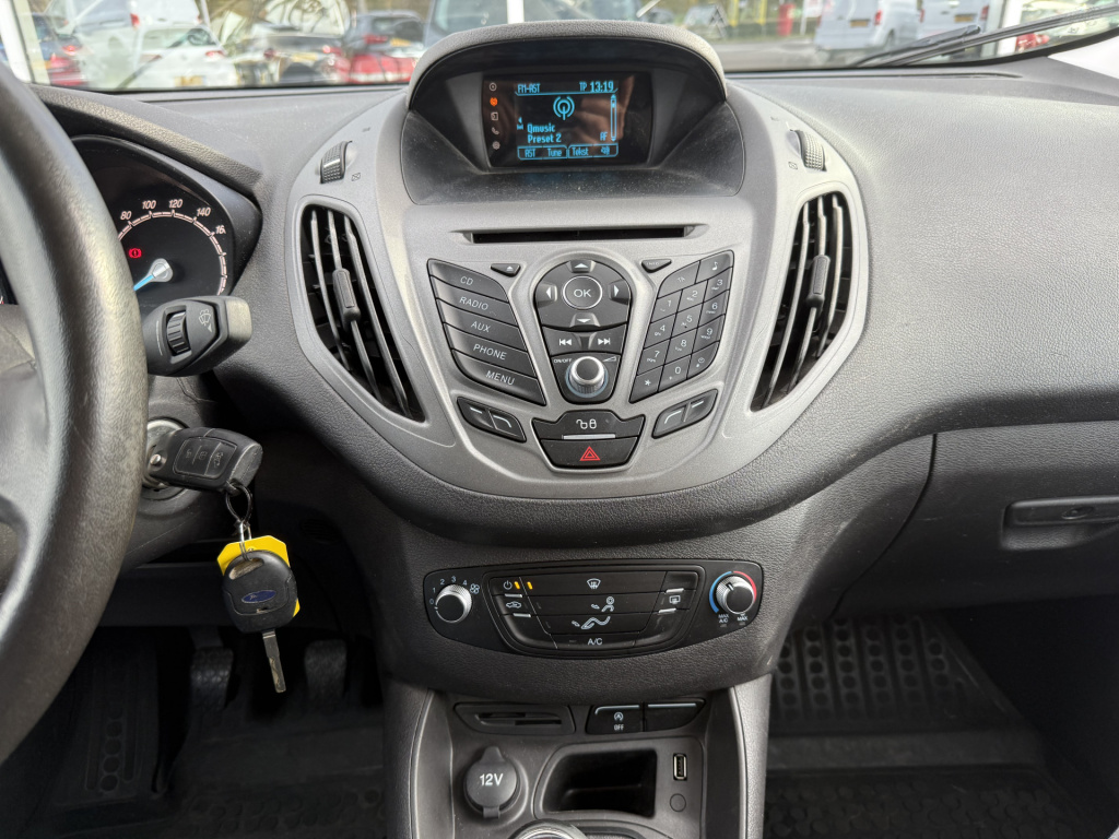 Ford Transit Courier