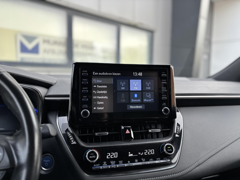 Toyota Corolla Touring Sports