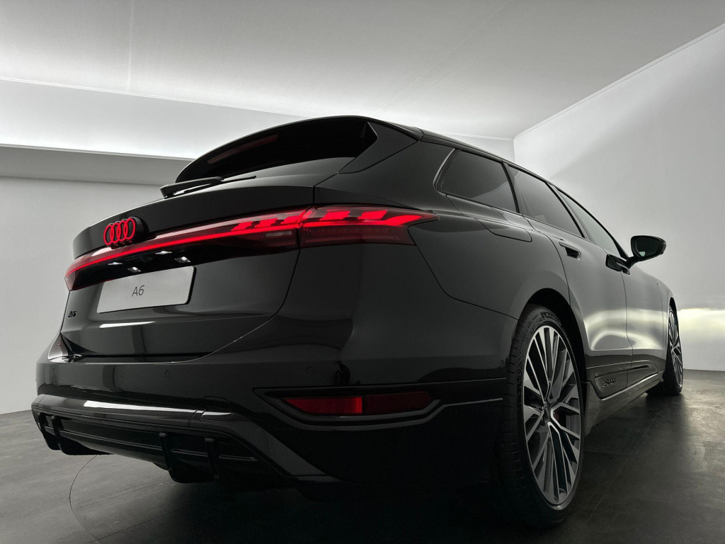 Audi A6 Avant E-tron