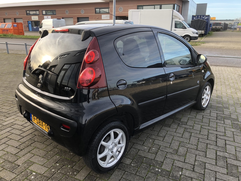 Peugeot 107