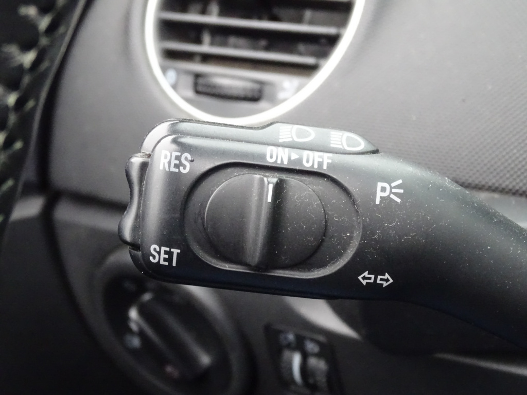 Volkswagen New Beetle