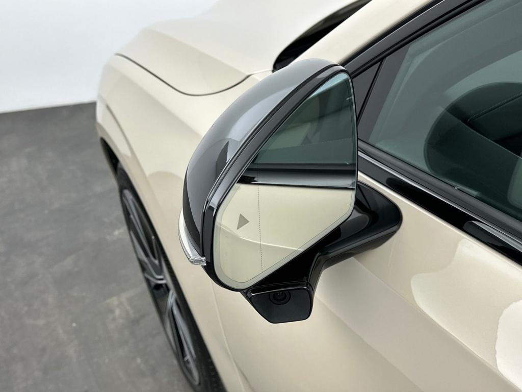 Volvo Es90
