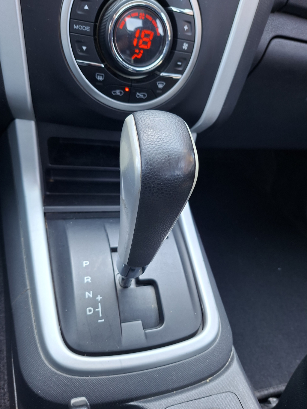 Isuzu D-max