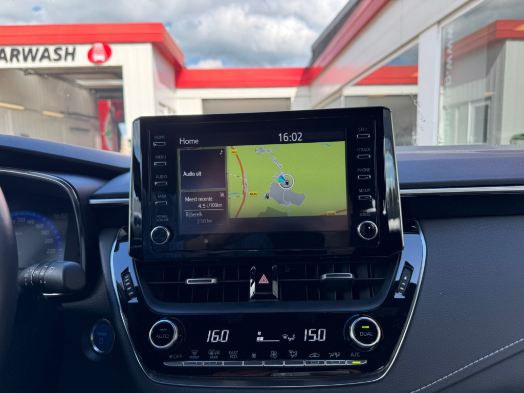 Toyota Corolla Touring Sports