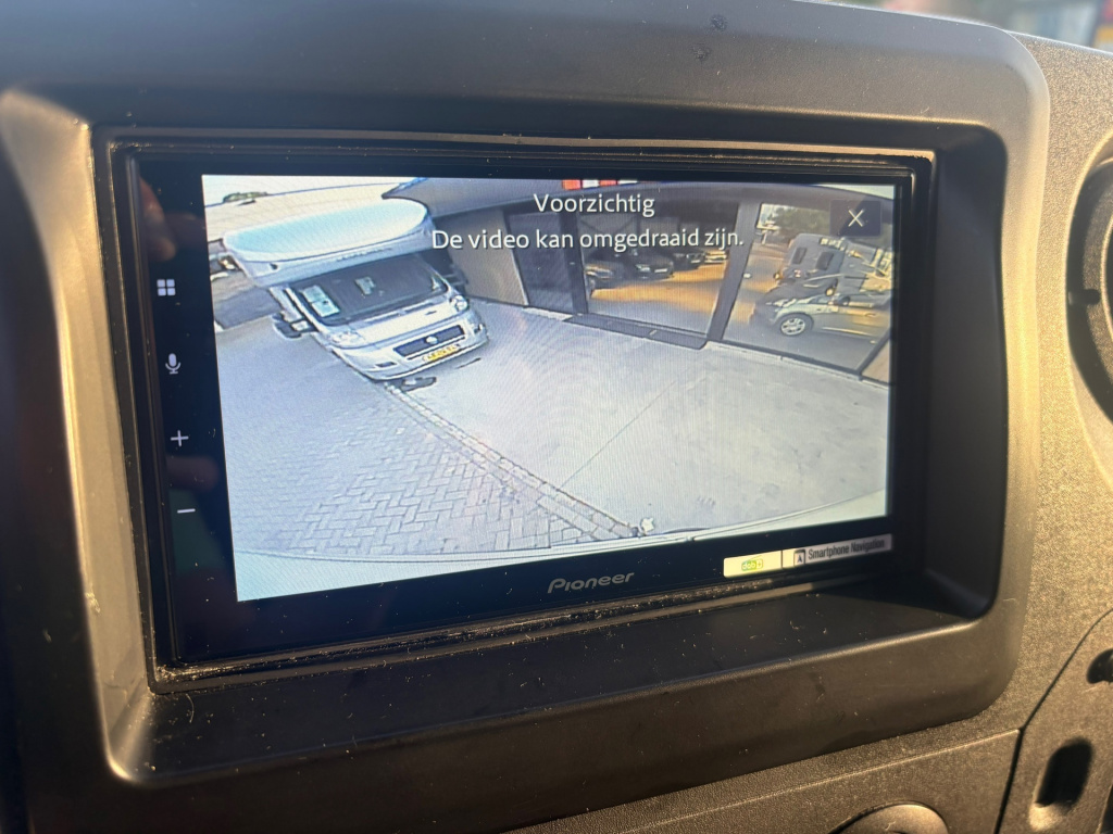 Nissan Nv400