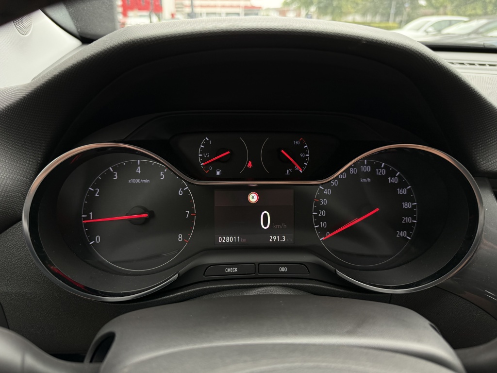 Opel Crossland X
