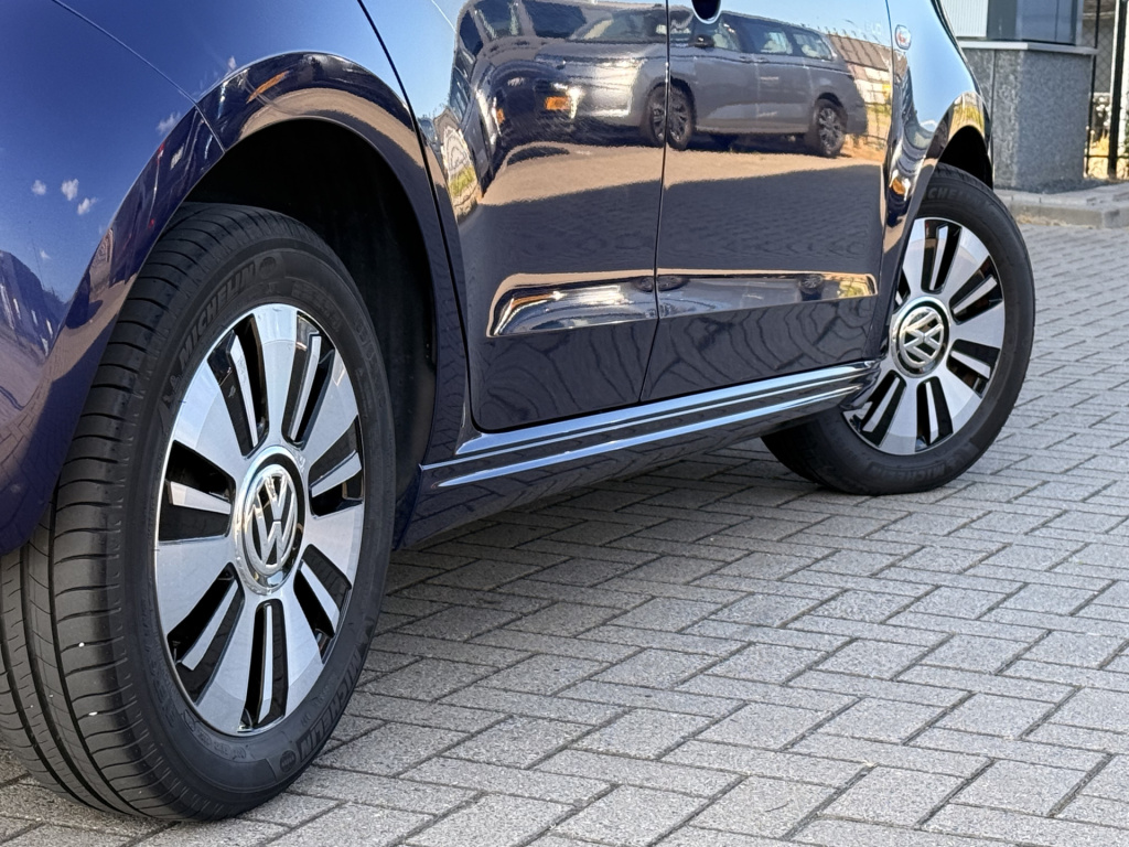 Volkswagen E-up!