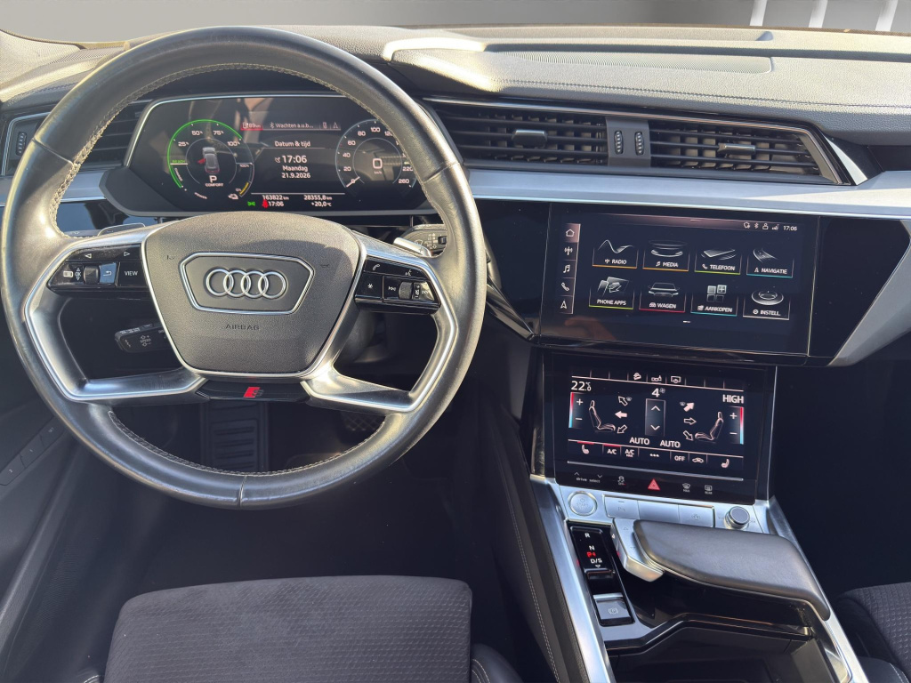 Audi E-tron