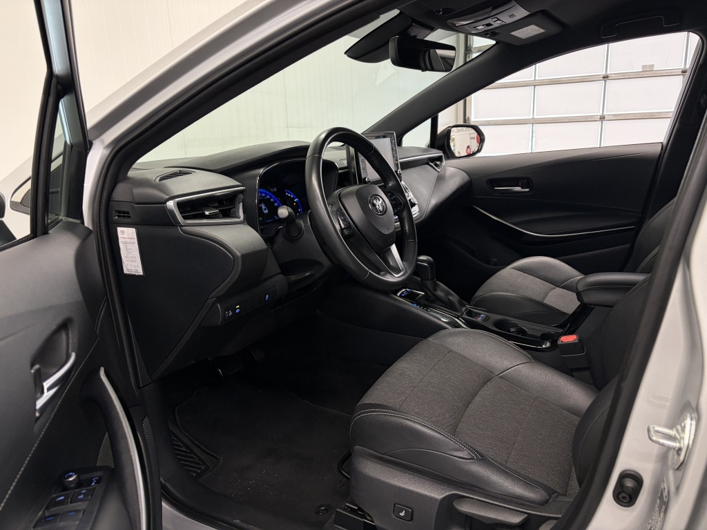 Toyota Corolla Touring Sports
