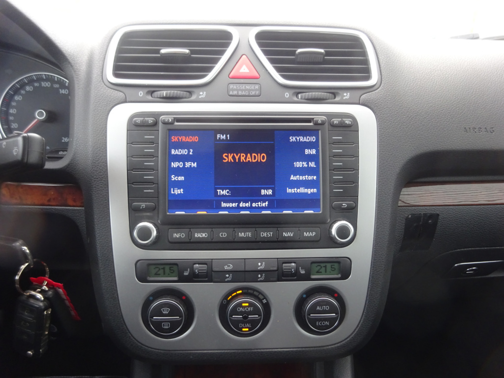 Volkswagen Eos