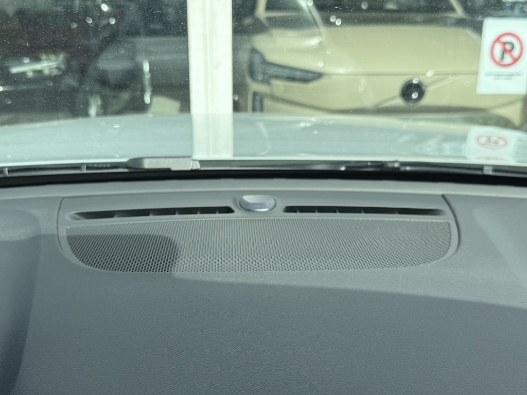 Volvo Ex40