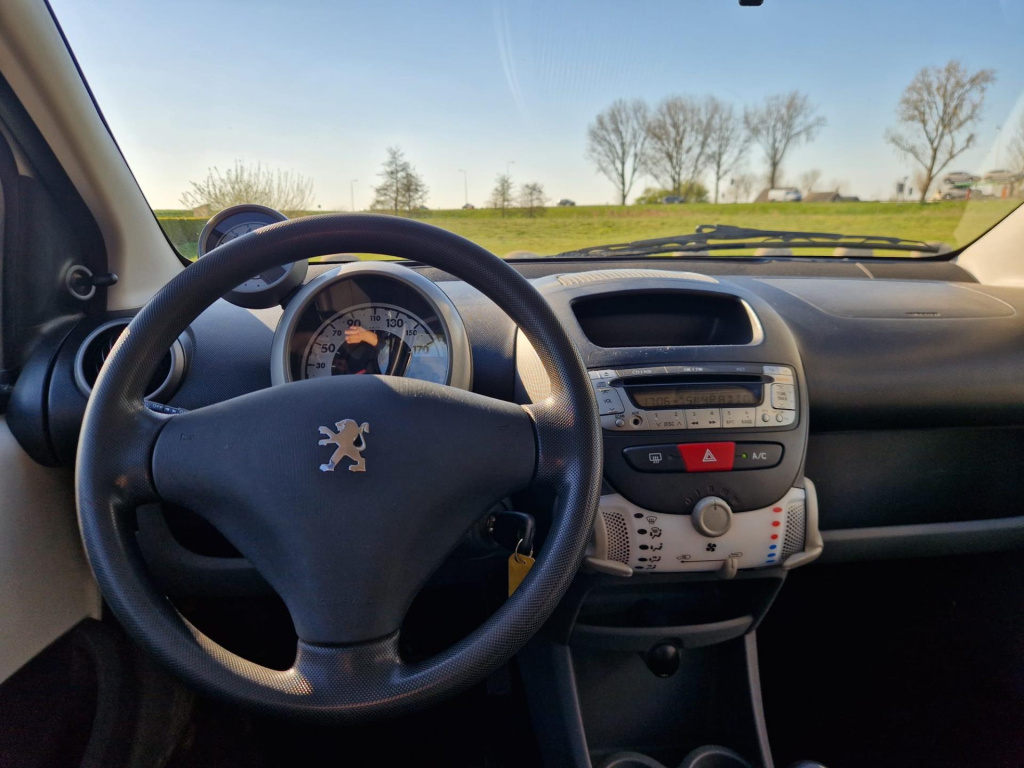 Peugeot 107
