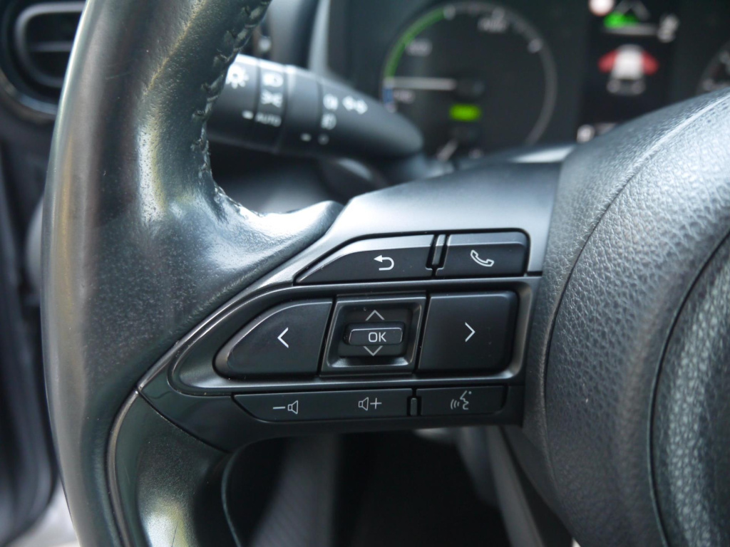 Mazda 2 Hybrid