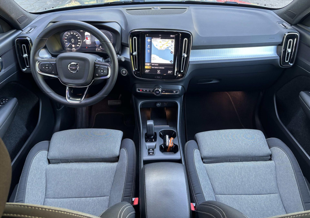 Volvo XC40