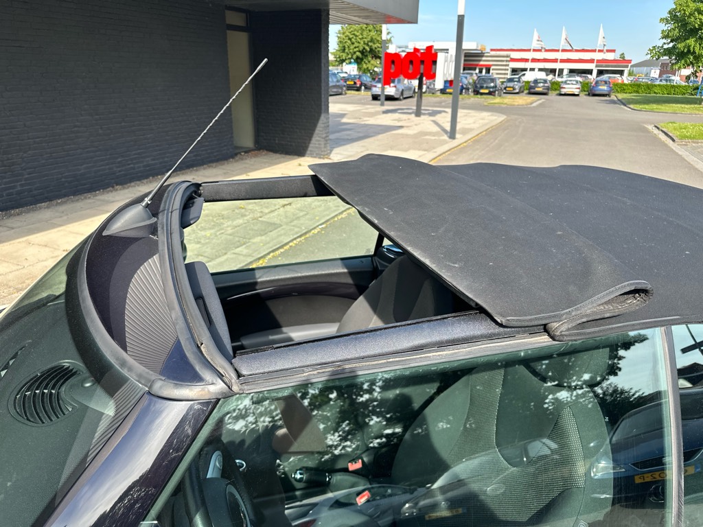 Mini Cooper Cabrio