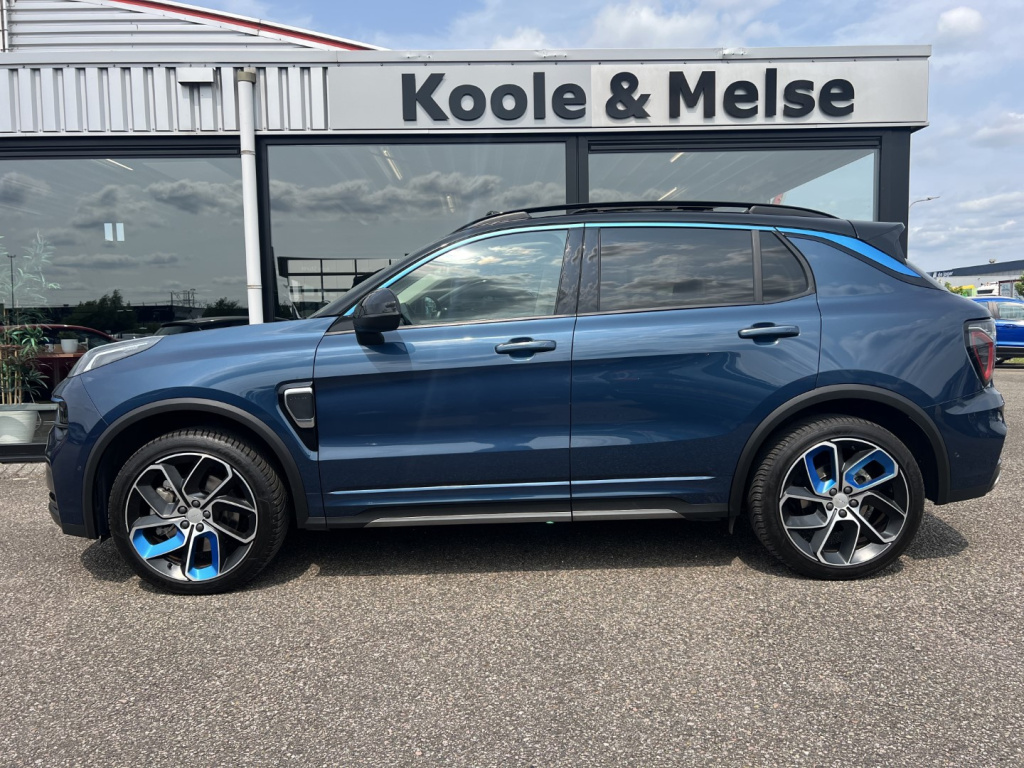 Lynk & Co 01