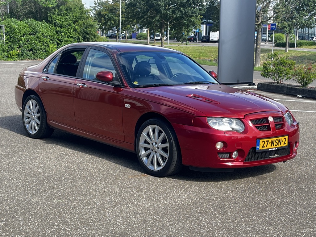 MG ZT