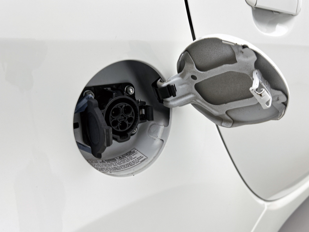 Peugeot Ion