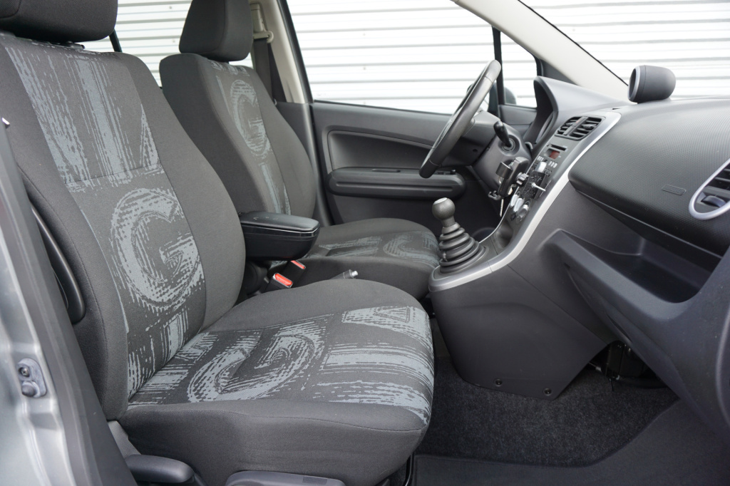 Opel Agila