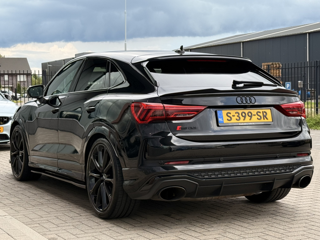 Audi Rsq3