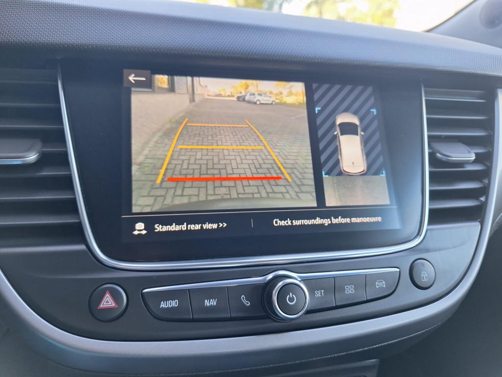 Opel Crossland X