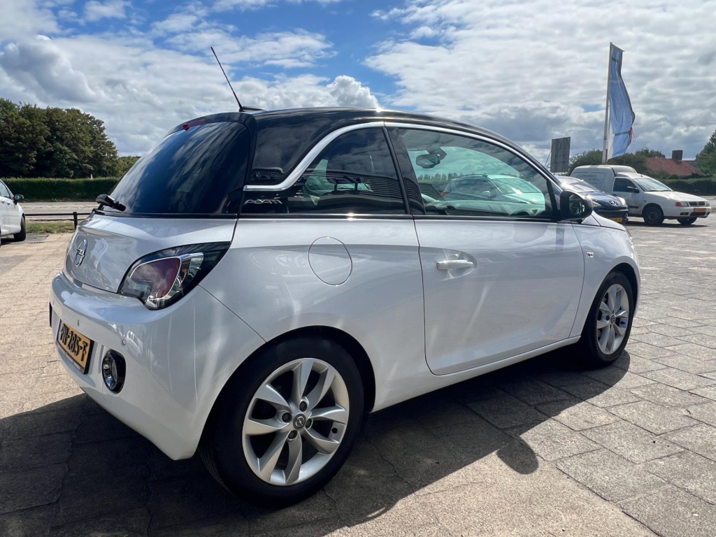 Opel Adam