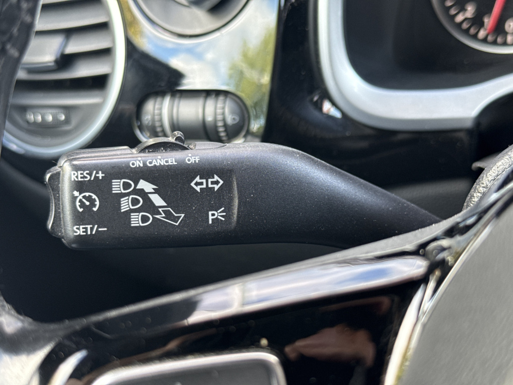 Volkswagen New Beetle