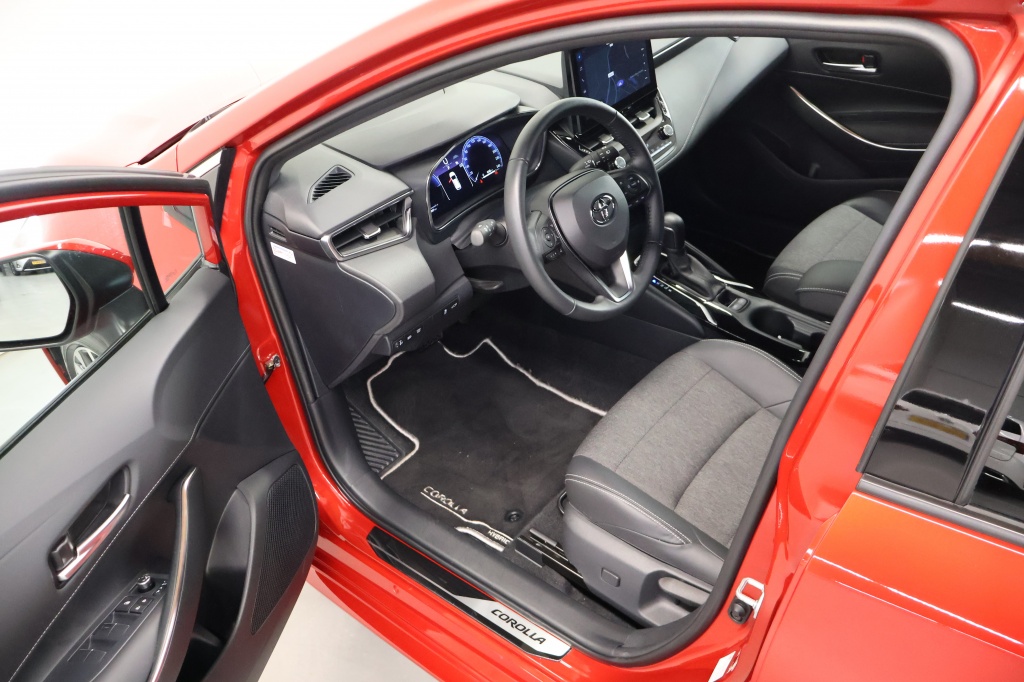 Toyota Corolla Touring Sports