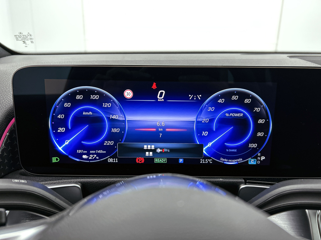 Mercedes-Benz Eqb