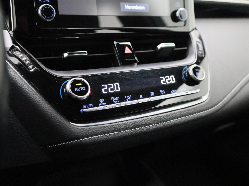 Toyota Corolla Touring Sports