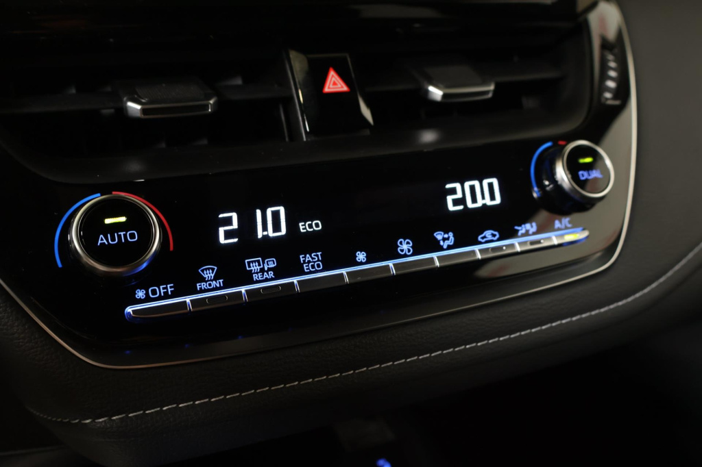 Toyota Corolla Touring Sports