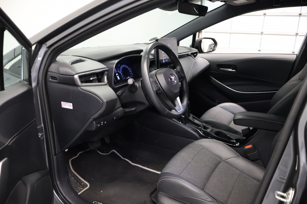 Toyota Corolla Touring Sports