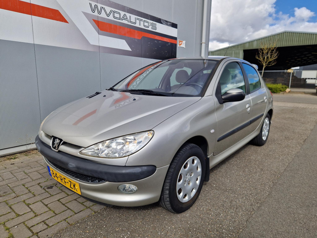 Peugeot 206
