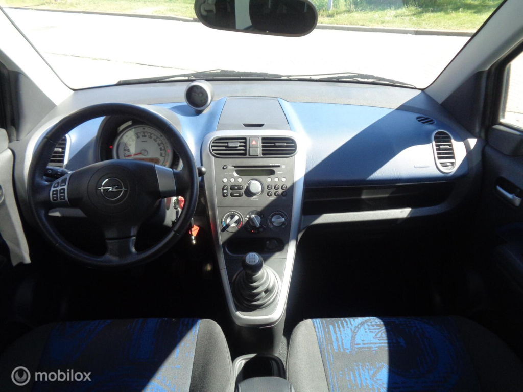 Opel Agila