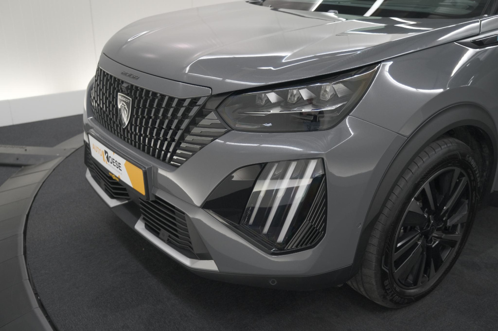 Peugeot E-2008