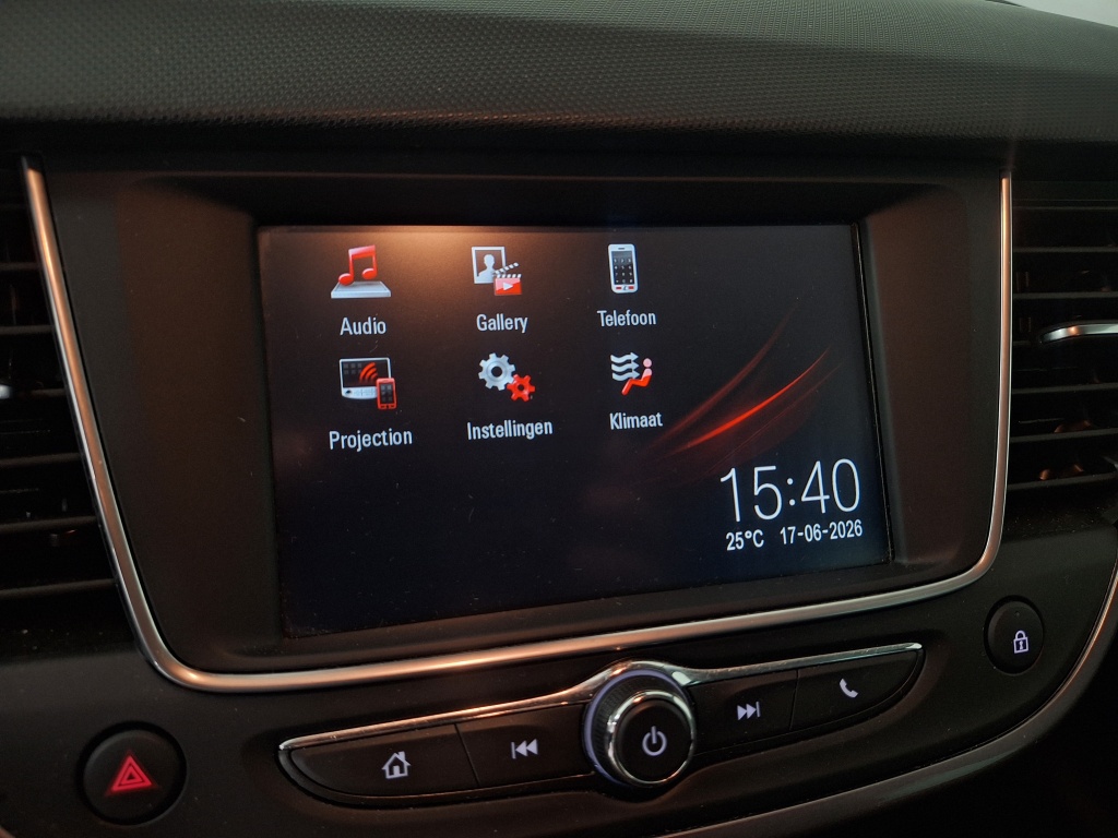 Opel Crossland X