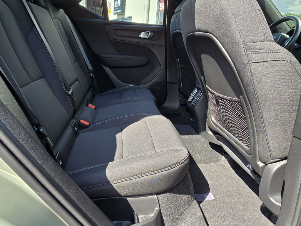 Volvo Ex40