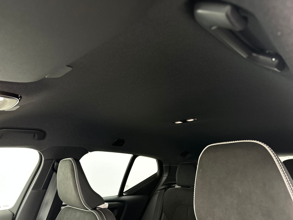 Volvo Ex40