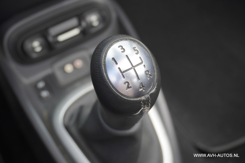 Renault Wind