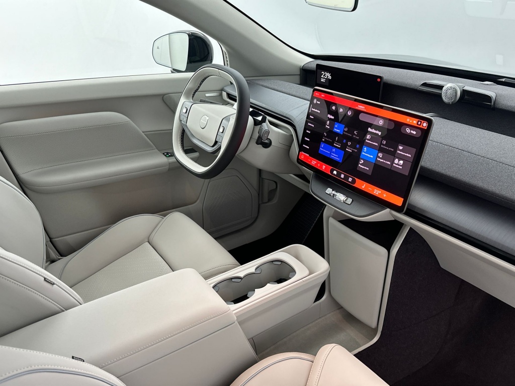 Volvo Ex60