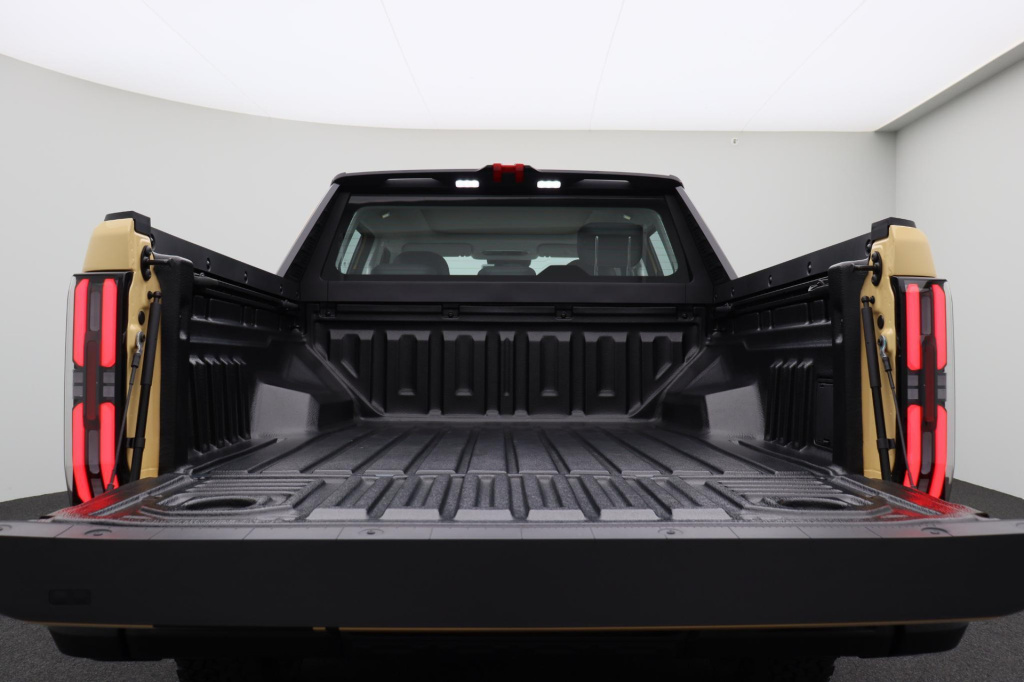 Maxus Eterron 9