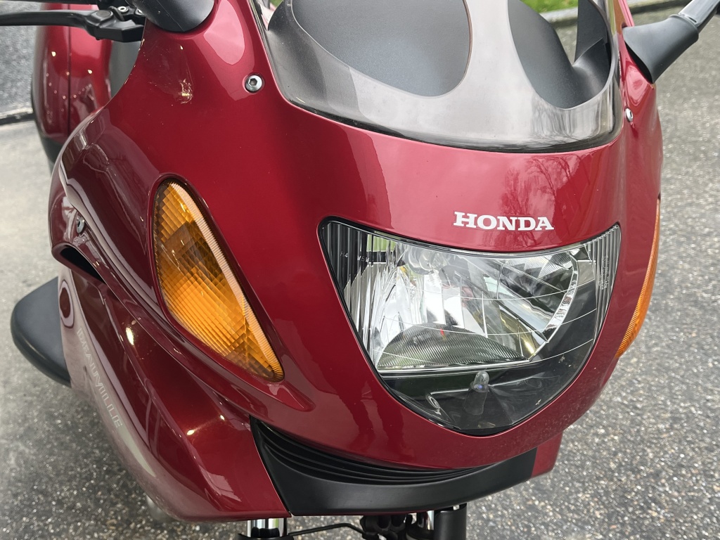 Honda Nt 650